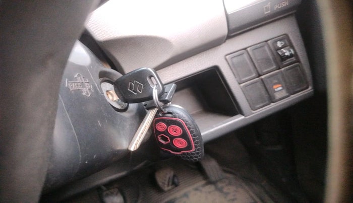 2010 Maruti Wagon R 1.0 LXI, Petrol, Manual, 1,20,591 km, interior