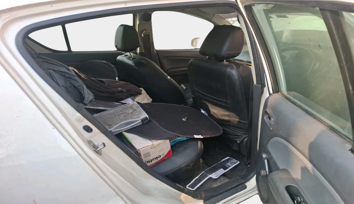 2011 Maruti Ritz LXI, Petrol, Manual, 46,487 km, interior