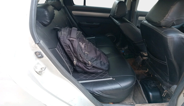 2011 Maruti Swift VXI, Petrol, Manual, 1,90,633 km, interior