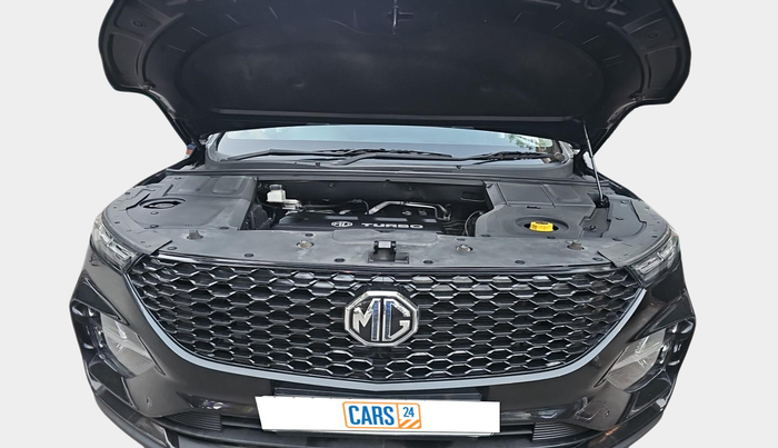 2021 MG HECTOR PLUS SUPER 1.5 PETROL TURBO HYBRID MT 7-STR, Petrol, Manual, 39,978 km, exterior