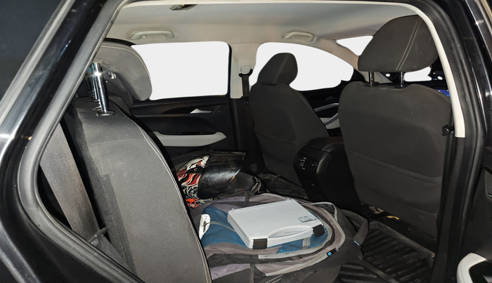 2021 MG HECTOR PLUS SUPER 1.5 PETROL TURBO HYBRID MT 7-STR, Petrol, Manual, 39,978 km, interior