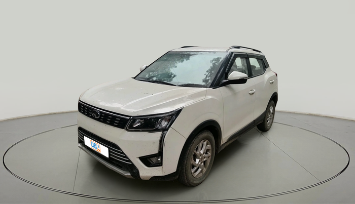 2022 Mahindra XUV300 W8 1.2 PETROL, Petrol, Manual, 46,804 km, exterior