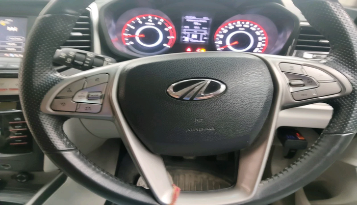 2022 Mahindra XUV300 W8 1.2 PETROL, Petrol, Manual, 46,804 km, interior