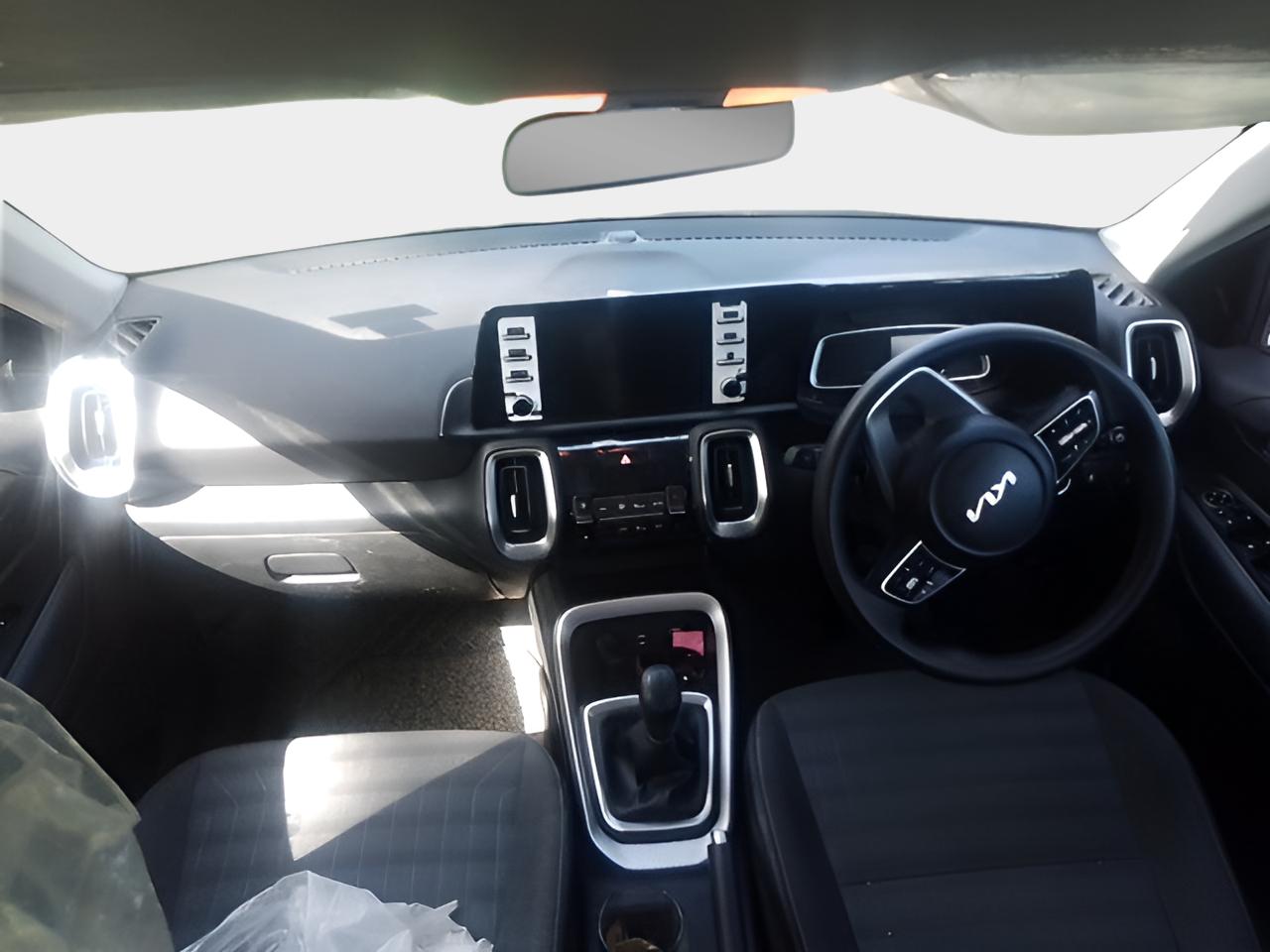 2023 KIA SONET HTK PLUS 1.5 IMT, Diesel, Manual, 20,149 km, interior
