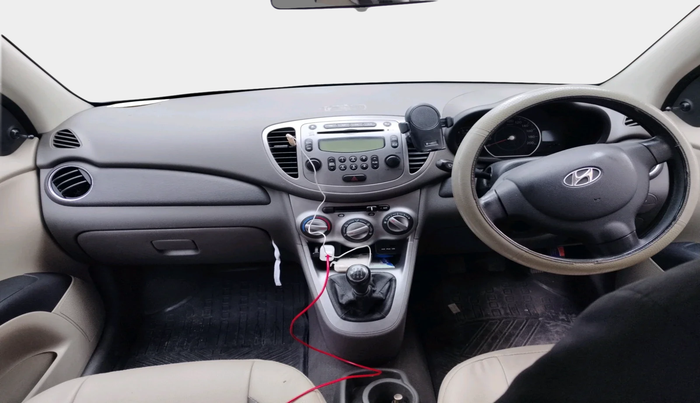 2015 Hyundai Grand i10 SPORTZ 1.2 KAPPA VTVT, Petrol, Manual, 13,712 km, interior