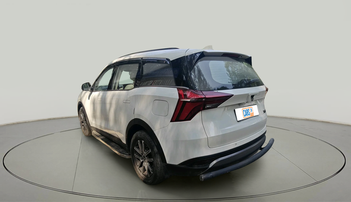 2021 Mahindra XUV700 AX 7 P AT 7 STR, Petrol, Automatic, 71,135 km, exterior