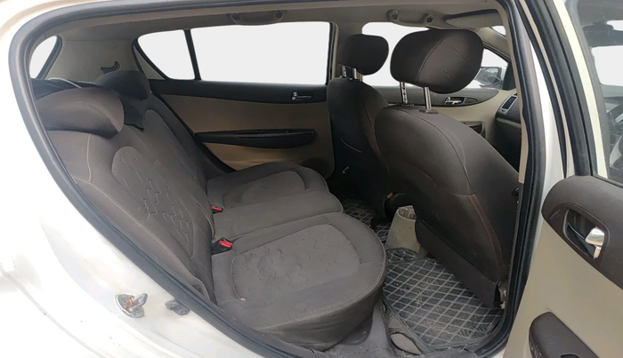 2011 Hyundai i20 SPORTZ 1.2, Petrol, Manual, 82,317 km, interior