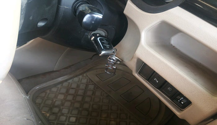 2016 Maruti Ciaz VXI+, Petrol, Manual, 1,23,167 km, interior