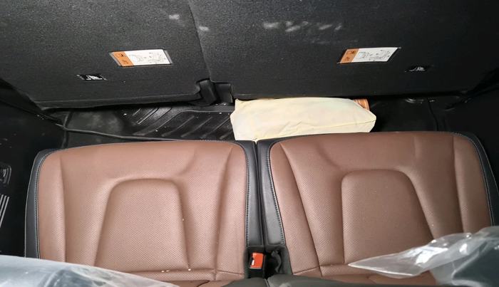 2022 Hyundai ALCAZAR PLATINUM 2.0 MT 7STR, Petrol, Manual, 27,577 km, interior