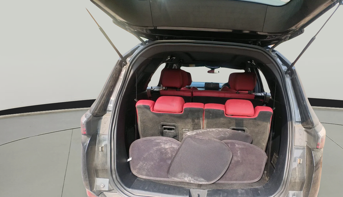 2023 Tata Safari XZA PLUS O RED DARK , Diesel, Automatic, 71,618 km, exterior