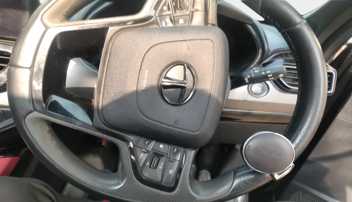 2023 Tata Safari XZA PLUS O RED DARK , Diesel, Automatic, 71,618 km, interior