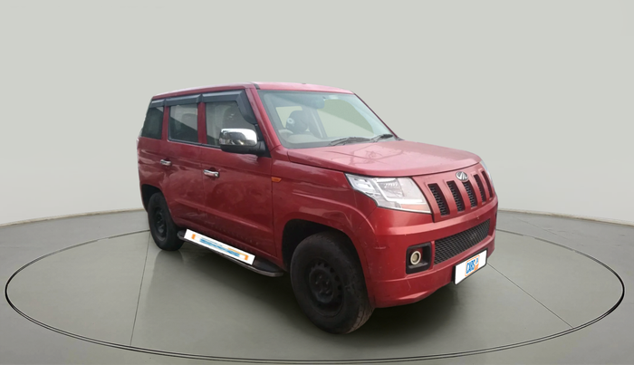 2017 Mahindra TUV300 T4 PLUS, Diesel, Manual, 36,639 km, exterior