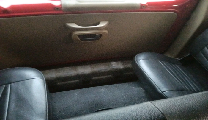 2017 Mahindra TUV300 T4 PLUS, Diesel, Manual, 36,639 km, interior