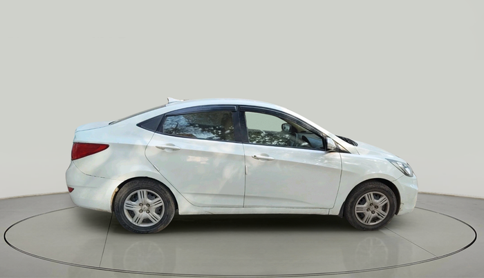 2011 Hyundai Verna FLUIDIC 1.4 VTVT, Petrol, Manual, 84,117 km, exterior