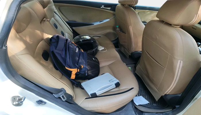 2011 Hyundai Verna FLUIDIC 1.4 VTVT, Petrol, Manual, 84,117 km, interior