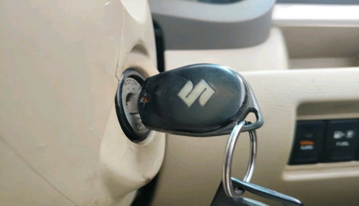 2014 Maruti Ertiga VXI CNG, Petrol, Manual, 1,57,587 km, interior