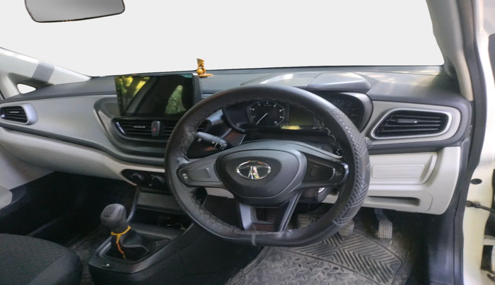 2022 Tata ALTROZ XE PETROL, Petrol, Manual, 39,181 km, interior