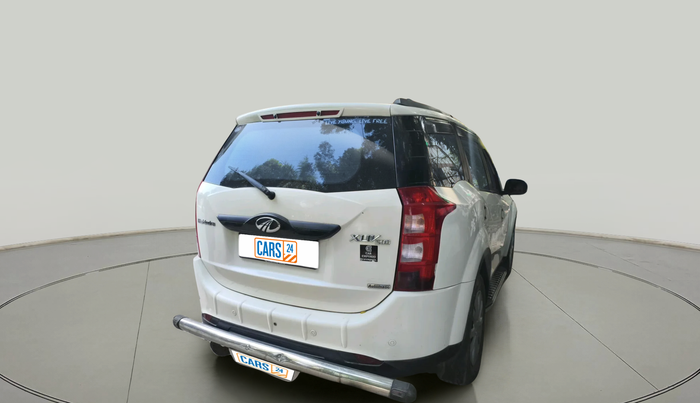2016 Mahindra XUV500 W6 AT 1.99, Diesel, Automatic, 82,800 km, exterior