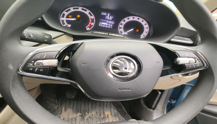 2022 Skoda SLAVIA ACTIVE 1.0L TSI MT, Petrol, Manual, 31,563 km, interior