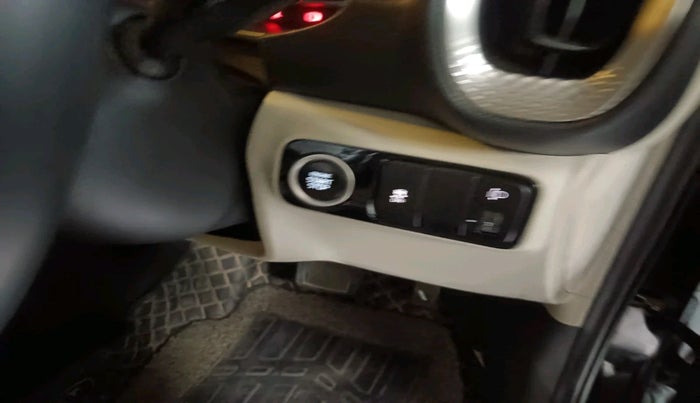 2022 KIA SONET HTX 1.0 DCT, Petrol, Automatic, 30,026 km, interior