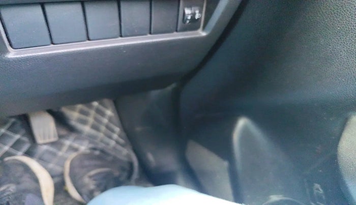 2020 Maruti Swift VXI, Petrol, Manual, 71,747 km, interior