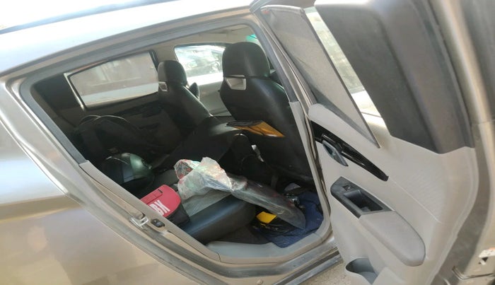 2017 Mahindra Kuv100 K6 6 STR, Petrol, Manual, 62,569 km, interior