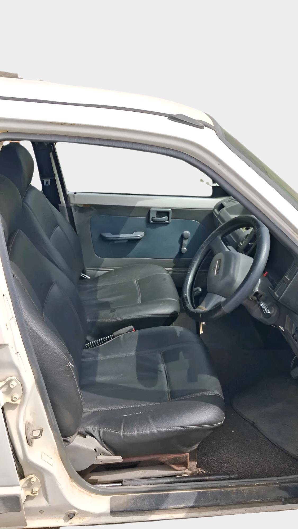 2010 Maruti 800 AC, Petrol, Manual, 50,000 km, interior