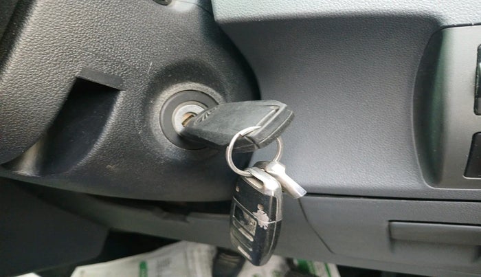 2017 Mahindra KUV 100 NXT K4+ D 6 STR, Diesel, Manual, 59,763 km, interior