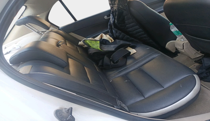 2013 Ford Classic 1.6 DURATEC TITANIUM, Petrol, Manual, 1,17,466 km, interior