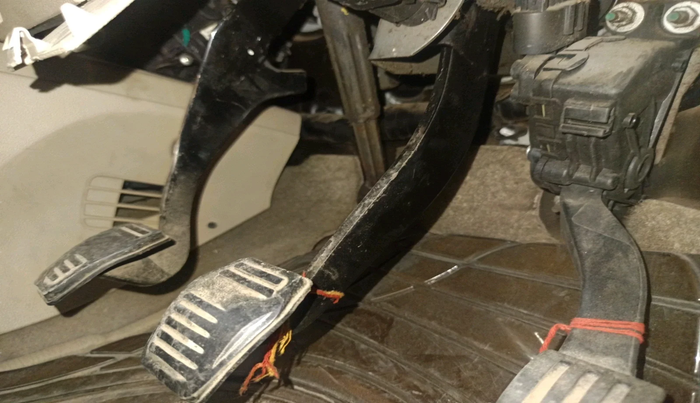 2013 Ford Classic 1.6 DURATEC TITANIUM, Petrol, Manual, 1,17,466 km, interior