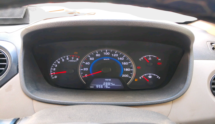 2014 Hyundai Grand i10 MAGNA 1.2 KAPPA VTVT, Petrol, Manual, 95,619 km, interior