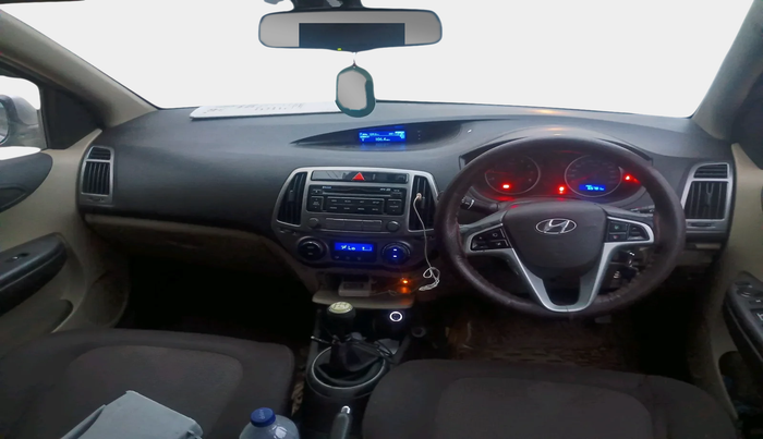 2013 Hyundai i20 SPORTZ 1.2, Petrol, Manual, 65,781 km, interior