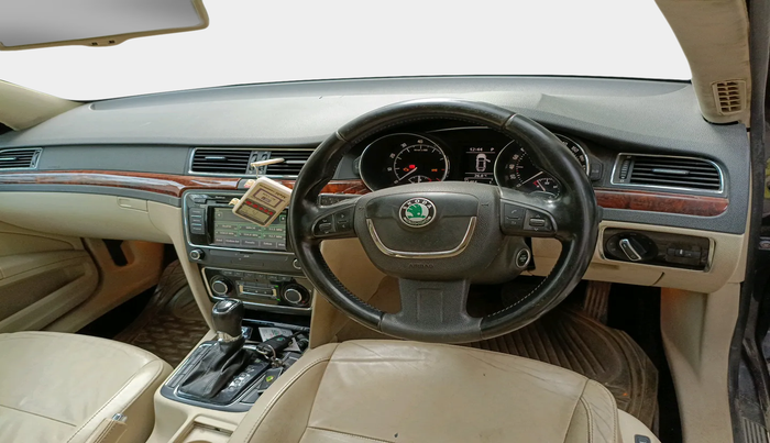 2013 Skoda Superb ELEGANCE 1.8 TSI AT, Petrol, Automatic, 81,484 km, interior