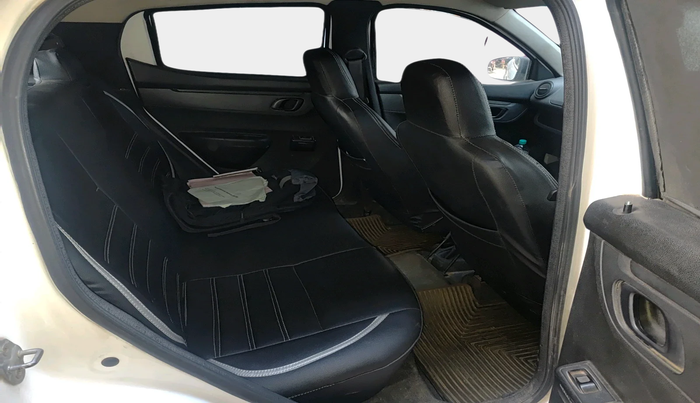 2017 Renault Kwid RXT 0.8, Petrol, Manual, 73,373 km, interior