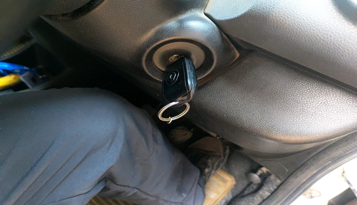 2017 Renault Kwid RXT 0.8, Petrol, Manual, 73,373 km, interior