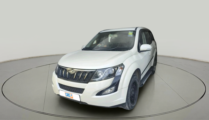 2017 Mahindra XUV500 W6 AT 1.99, Diesel, Automatic, 1,45,319 km, exterior
