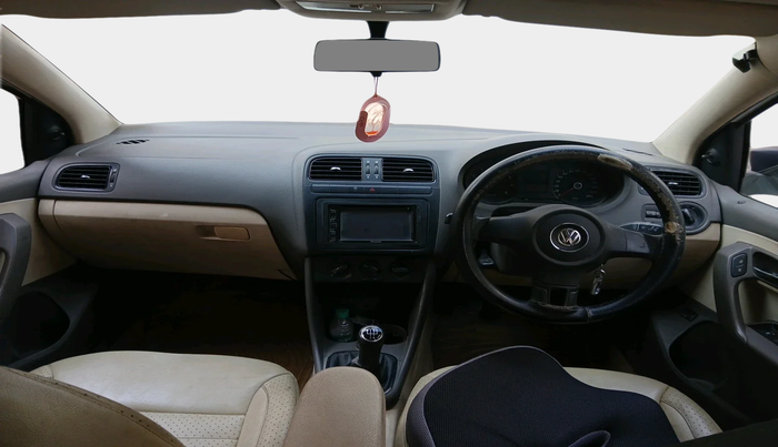 2011 Volkswagen Vento COMFORTLINE 1.6, Petrol, Manual, 65,298 km, interior