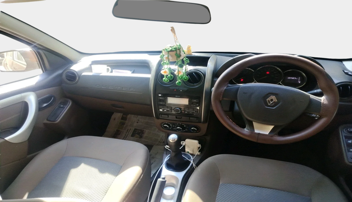 2017 Renault Duster RXL PETROL, Petrol, Manual, 1,36,000 km, interior