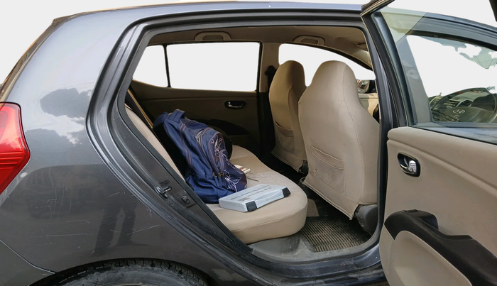 2012 Hyundai i10 MAGNA 1.2, Petrol, Manual, 31,078 km, interior