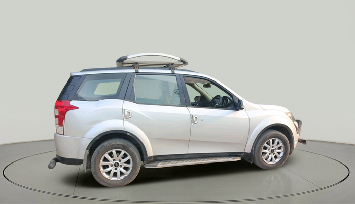 2016 Mahindra XUV500 W8, Diesel, Manual, 1,18,730 km, exterior