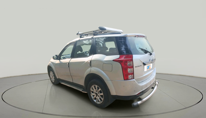 2016 Mahindra XUV500 W8, Diesel, Manual, 1,18,730 km, exterior