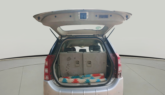 2016 Mahindra XUV500 W8, Diesel, Manual, 1,18,730 km, exterior