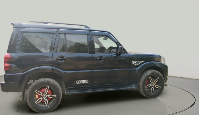 2018 Mahindra Scorpio S7, Diesel, Manual, 49,831 km, exterior