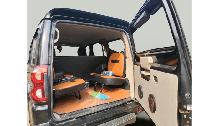 2018 Mahindra Scorpio S7, Diesel, Manual, 49,831 km, exterior