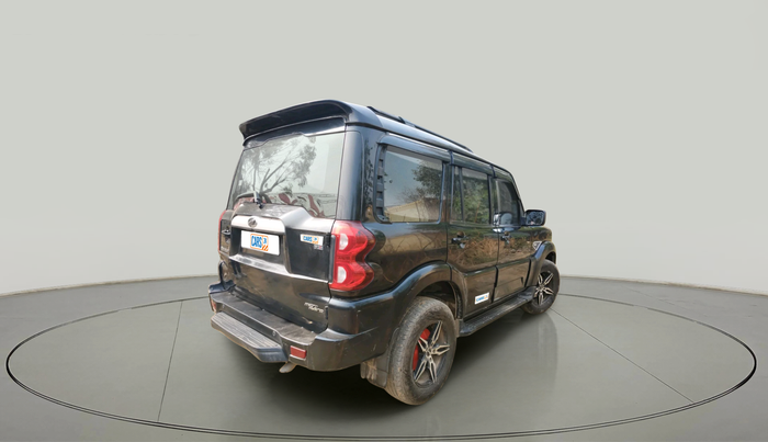 2018 Mahindra Scorpio S7, Diesel, Manual, 49,831 km, exterior