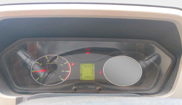 2018 Mahindra Scorpio S7, Diesel, Manual, 49,831 km, interior