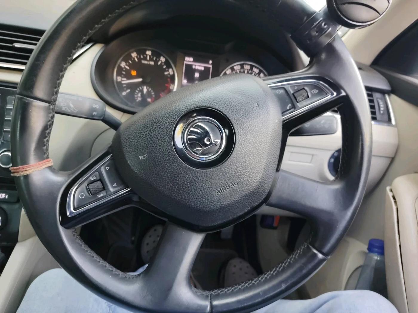 2014 Skoda Octavia ELEGANCE 1.8 TSI AT, Petrol, Automatic, 78,954 km, interior