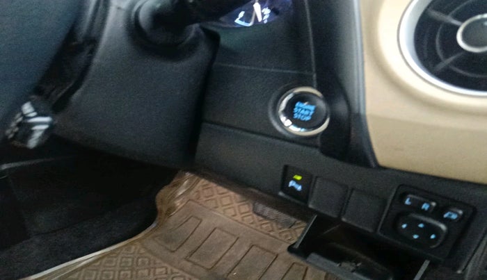 2018 Toyota Corolla Altis VL CVT PETROL, Petrol, Automatic, 48,386 km, interior