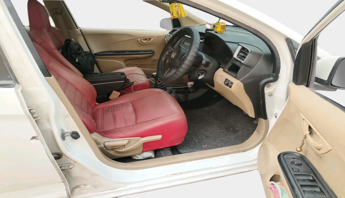 2017 Honda Amaze 1.2L I-VTEC S, Petrol, Manual, 1,00,036 km, interior