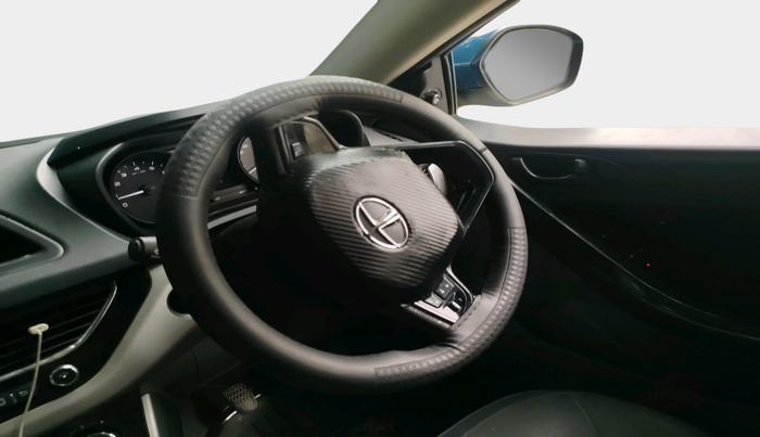 2017 Tata NEXON XT DIESEL, Diesel, Manual, 88,671 km, interior